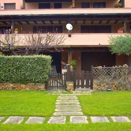 Fronte Con Parcheggio - Rainbow House *