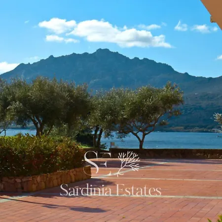 Apartman Fronte Con Parcheggio - Rainbow House